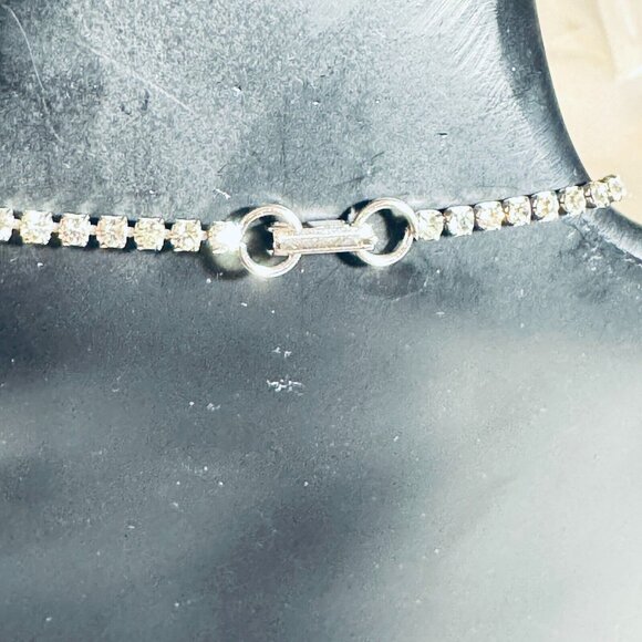 Vintage Statement Necklace by JAY FLEX Clear and Blue Rhinestones Silver Tone - Picture 6 of 6